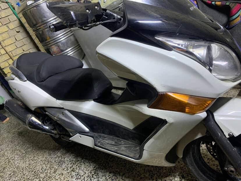 سلام عليكم CT 600  مكفولة كفاله عامه  الشراي اتصل وبخدمتك  (ملاحضه) بيها كم زلخ بل كفر     ***********هـ
