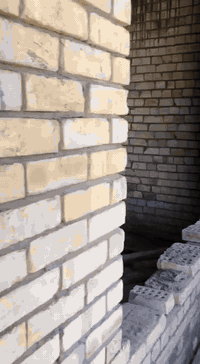 السلام عليكم دار للبيع المساحه 110 متر طابقين زراعي سند 25  تبليط سحب انترنت اناره كلشي متوفر مكانه هورجب قرب منتجع امواج البحر السعر 70 وبي مجال لشراي / ***********
