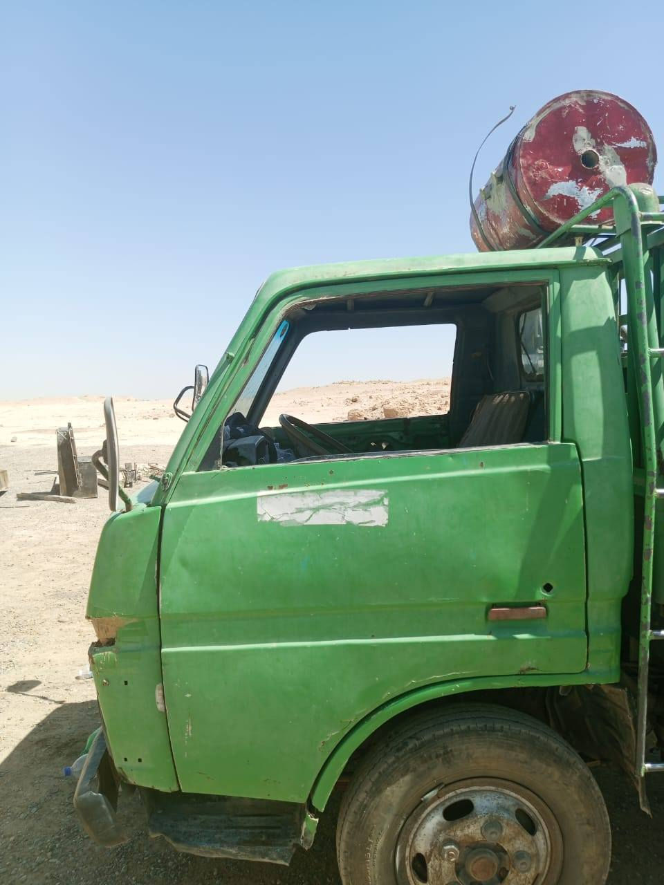 رقم صلاح الدين عنوان صاحبها  مذكور السنوية سعرها ٨ اوراق
مكان السيارة حالياً صلاح الدين الشرقاط 
 محركها مفتوح يحتاج تجفيت 
ابيعها كاملة أو تفصيخ اللي يحتاج غرض ابيعه خلال يومين يجي ياخذ اللي يحتاجه بعد اليومين ابيعها وزن
الرقم هم للبيع بس اللي ياخذها يسأل على صاحبها بالموصل وعنوانه موجود
***********
***********
