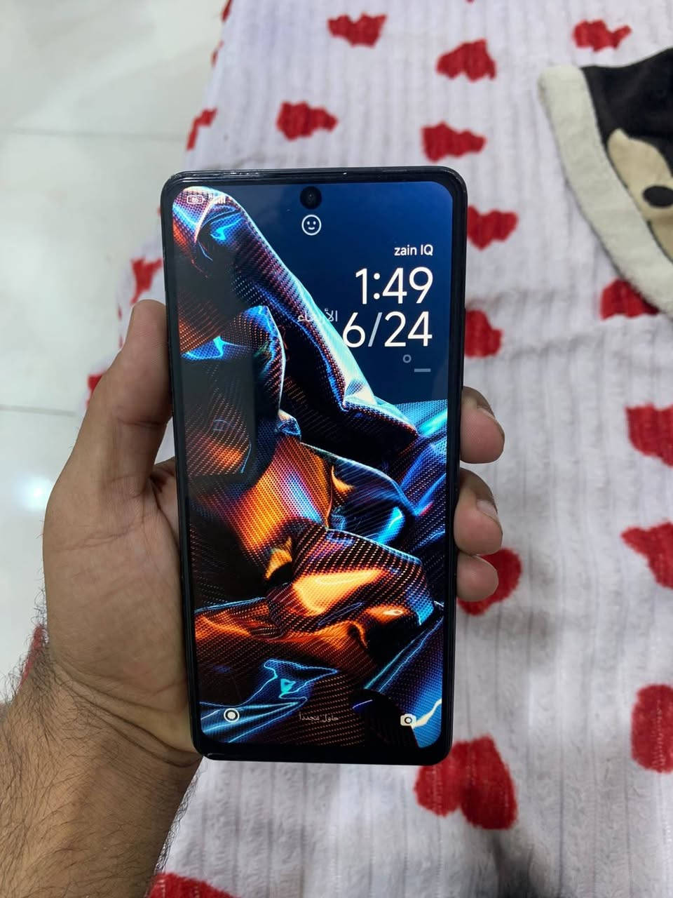بوكو x5برو 5g مكان البصره الزبير *********** السعر 125وبي مجال مبدل شاشه اصليه 

الكاميرا: يتميز الجهاز بكاميرا رئيسية عالية الدقة تبلغ 108 ميجابكسل.

الأداء: يعمل بمعالج Snapdragon 778G القوي، مما يوفر أداءً ممتازًا للألعاب والاستخدام اليومي.

