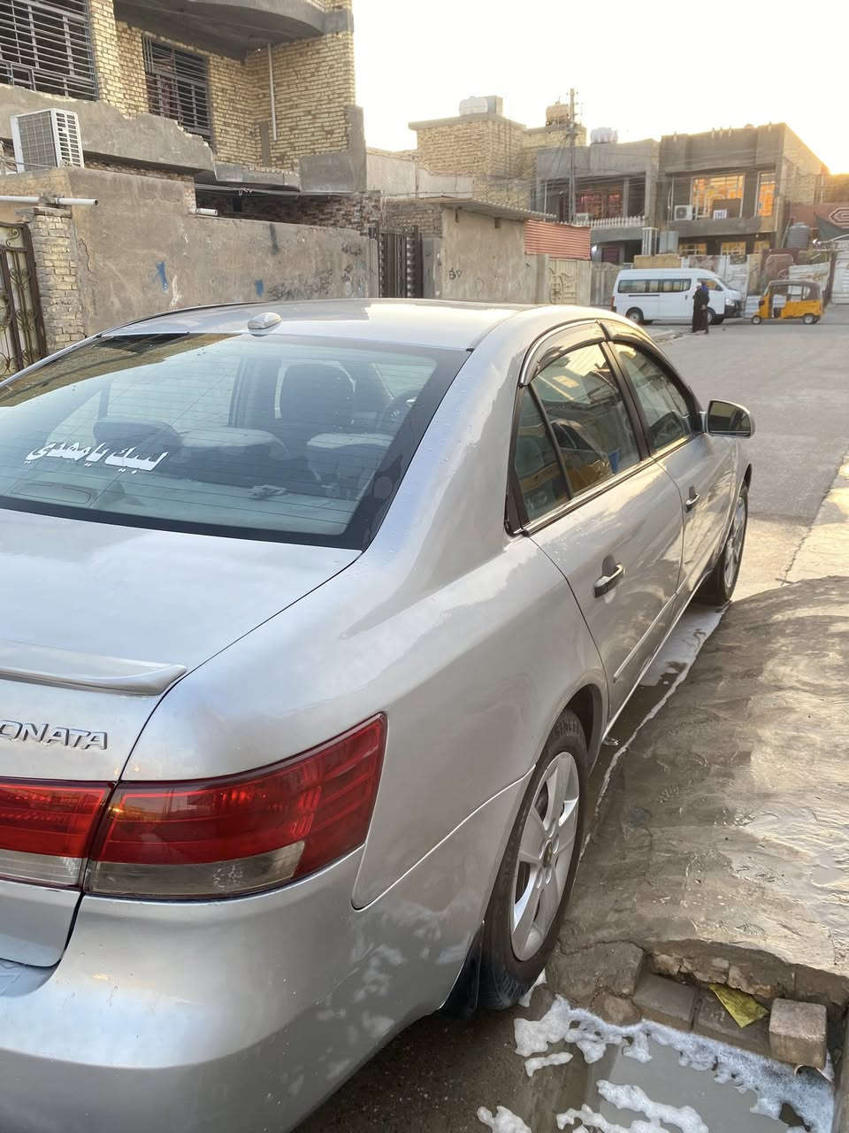 سلام عليكم
سوناتا 2008 وارد أمريكي 

مكينة 2.4 ”دوش ” 
تبريد منقص غاز ما يشتغل 

حادثه قبق صندوك وبالعراق جاملغ خلفي بدون دواخل " صبغ حزام " 

فتحة سقف 
تحكم ستيرن 
شاشة كارب بلي 
سيارة بسمنه تحويل ثاني يوم 

كير مكينة على الفحص 
‏سعر 88 وبيها مجال 

مكاني بغداد الحسينيه راشدية
***********
