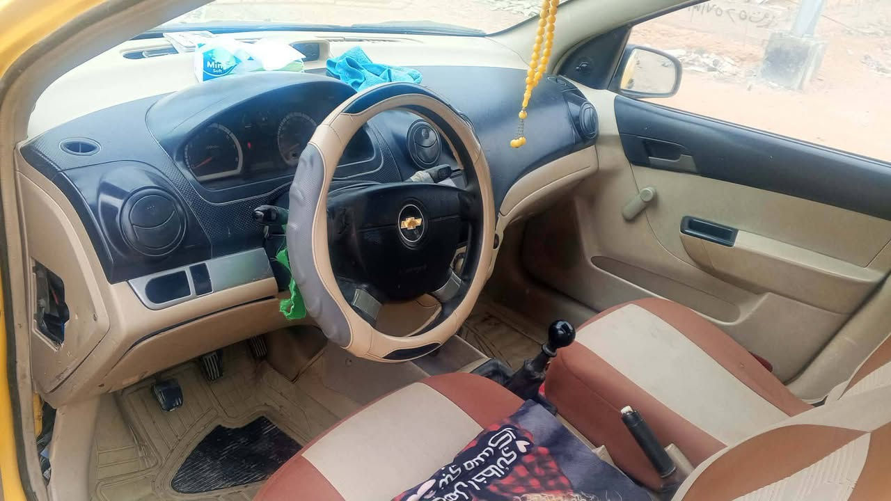 افيو موديل 10 قاصرين بيهه معامله كير ومكينه جدد كشرهه نضيف مكان سياره نجف ***********
