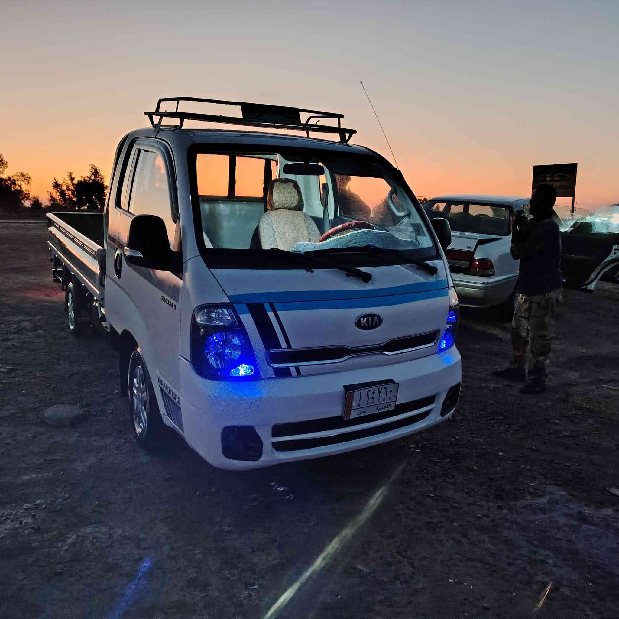 سلام عليكم سياره 2018 مكفوله كفاله عامه السياره خير من الله جاهزه مال شغل ترايك لبغداد السياره بئسم أبن عمي ثاني يوم المدار مكان السياره ناصريه قظاء الغراف *********** سعر السياره 120 وبيها مجال
