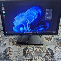 ميني بي سي • شاشة • توصيل