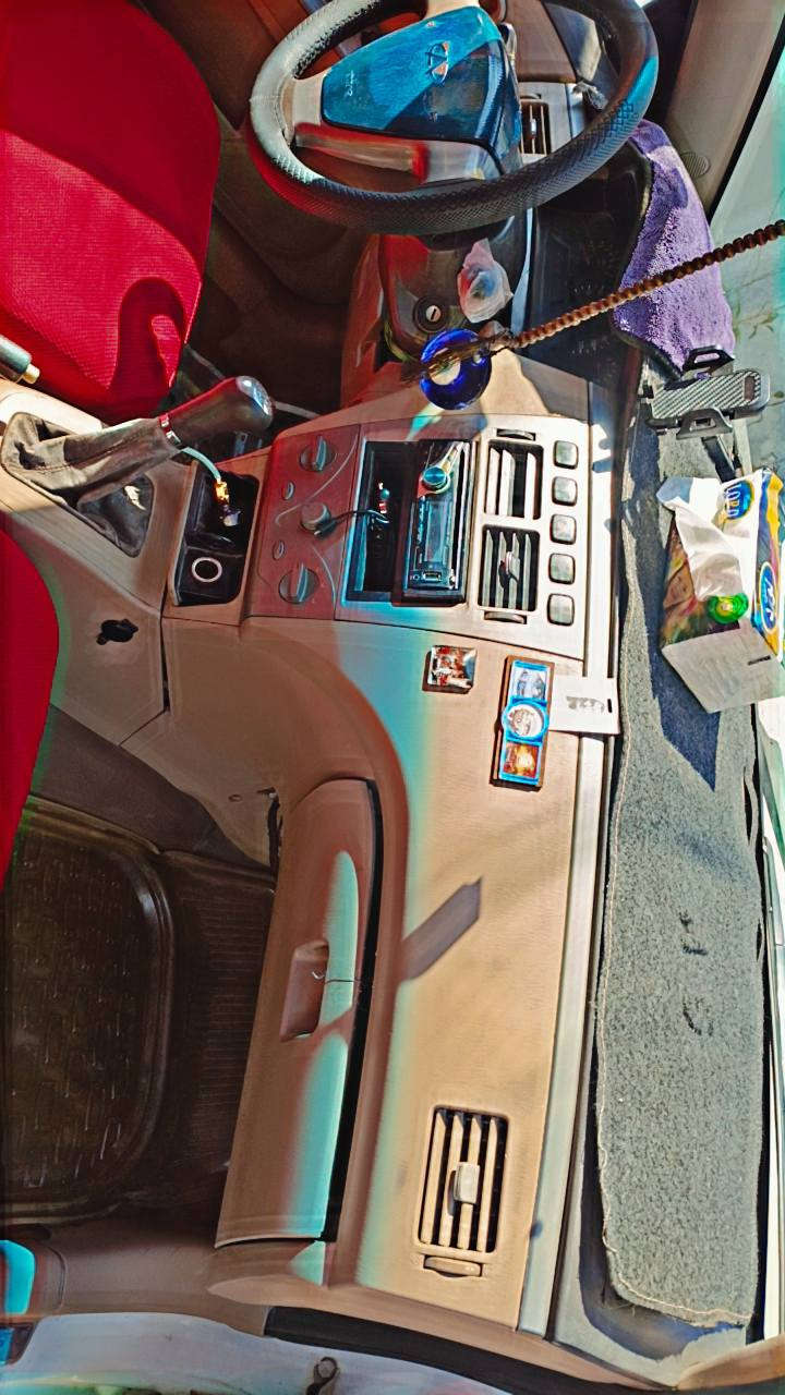 سلام عليكم للبيع A5 
موديل 13 رقم بغداد انكليزي 
بسمي مصفره هزه وسنويه جدد 
مكينه كير 1500 بلادي ماشيه 42
تكم شواصي الغود حوضها نضيف وبدون ضربه 
عدا جاملغ امامي مصلح نفس 
تدفئه تبريد شغاله 
داخلها نضيف وجديد
جام اتو يصعد وينزل ويه سنتر لك 
السعر 45 بيها مجال شراي 
مكاني بغداد عويريج قرب مخابز باب الاغا 
الاستفسار على الرقم ***********
