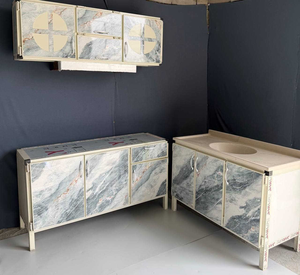 كاونتر 3 قطع ارضي وملحق قياس متر ونص 
..مع سنك متر و٢٠سم مرمر.
🌸 (المنيوم صيني ) 🌸 البصرة, العراق


**إذا كنت صاحب هذا الإعلان وتريد حذفه لأي سبب، رجاءا أرسل رسالة إلى الدعم الفني**