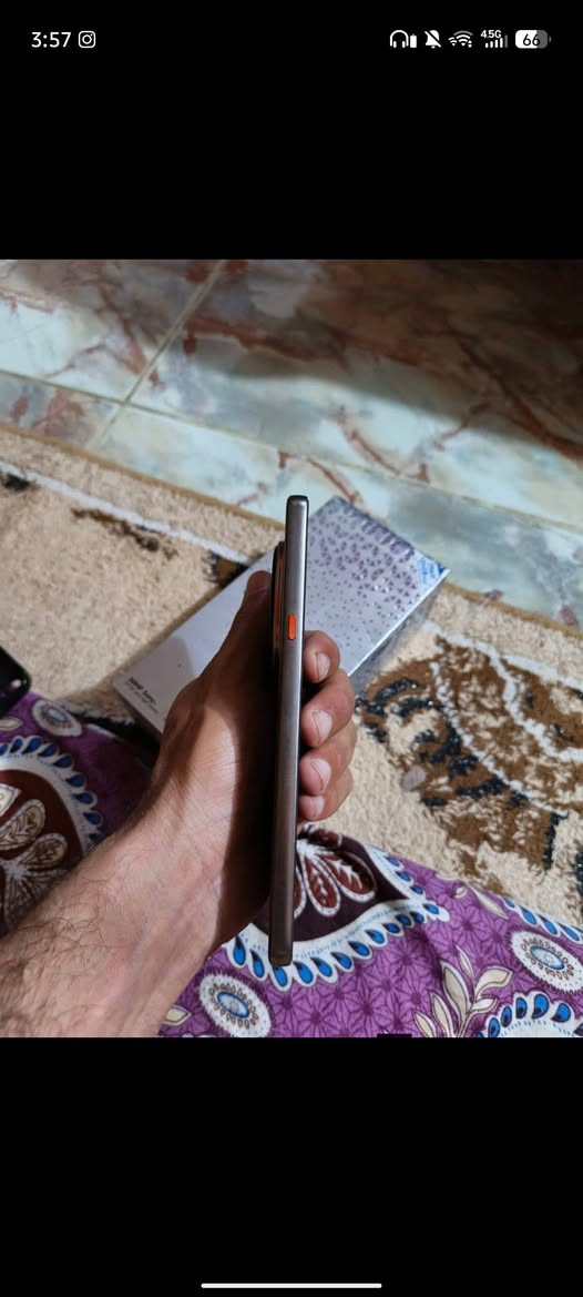 السلام عليكم مرخصت الادمن 
شباب CAMON 40 Premier 5g
الجهاز بعده جديد بلضمان كامل ملحقاته واياه 3 كفرات ذاكره 256 عشوائيه 24 (12+12) بيجي 120 فريم فول سلاسه بسبب المعالج هوه نفسه مال جهاز انفنكس GT 30 Pro وكامرات خير من الل تلث كامرات 50 ميكا بكسل من سوني وزوم 100x والكامره الاماميه 4k 60 ضدي المي الجهاز غني عن التعرف للمراس فقط شعندك نزل مكاني بغداد


**إذا كنت صاحب هذا الإعلان وتريد حذفه لأي سبب، رجاءا أرسل رسالة إلى الدعم الفني**