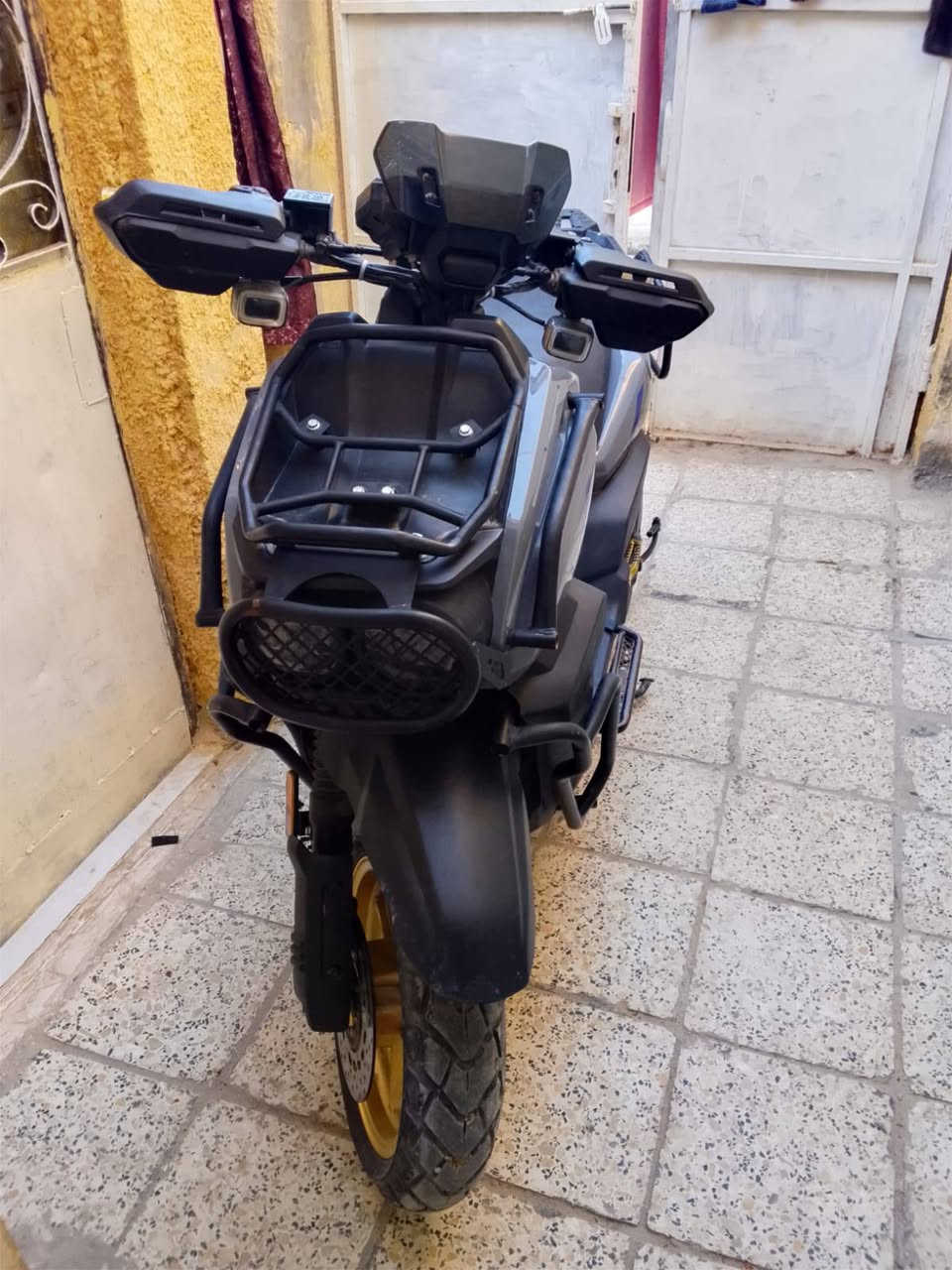 دراجه اباتشي للبيع مستخدمه قليل نضيفه كلش ***********
