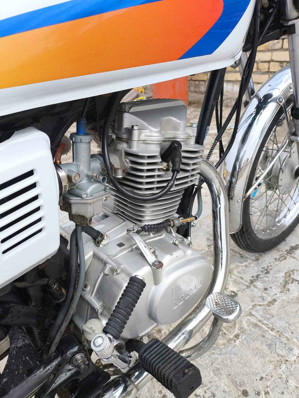 سلام عليكم نامه شلامجه مديل 23اوراق اصولي ادراجه بلاديه كهرباهيات شغاله من الطول لطول ومحرك ناعم وحلو الدراجه سعره بلخاص ورقم التلفون***********
