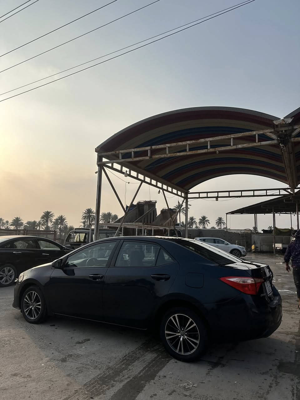 السلام عليكم ورحمة الله 
كورلا 2017 
رقم بغداد جديد ب اسمي ماشيه ٦٠ الف بس السياره حادثه جاملغ خلفي ولباب الي بصفه الخلفي مصبوغ ولبنيد بي اقل لربع صبغ ولباقي مكفول السياره حلوه ونضيفه محرك كير كفاله كهربائيات جاهزه مابيه اي نقص عنوان السياره كربلاء الهنديه السعر ١٢٠ وبيه مجال بسيط ماكو هيج نضافه بهل سعر ***********
***********
