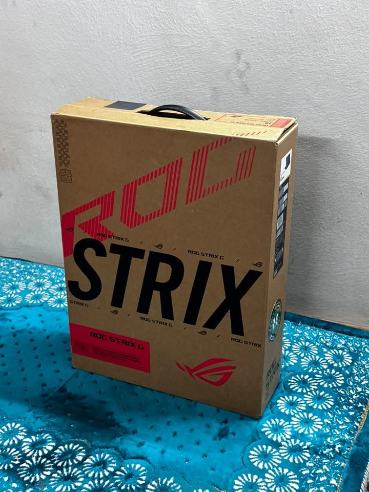 ASUS ROG Strix G18 RTX 4080 🔥

* CPU: Intel Core i9-13980HX 
* GPU: NVIDIA GeForce RTX 4080 12GB
* RAM: 32GB DDR5
* hard: 3 TB ssd 🔴
* Display: 18” QHD+ (2560×1600) 240Hz IP 
واتس اب 
***********
السعر :٢،٦٠٠،٠٠٠
+ جويستك gamesir استعمال بسيط سعر القطعة ٣٠  
المكان بغداد او بابل
