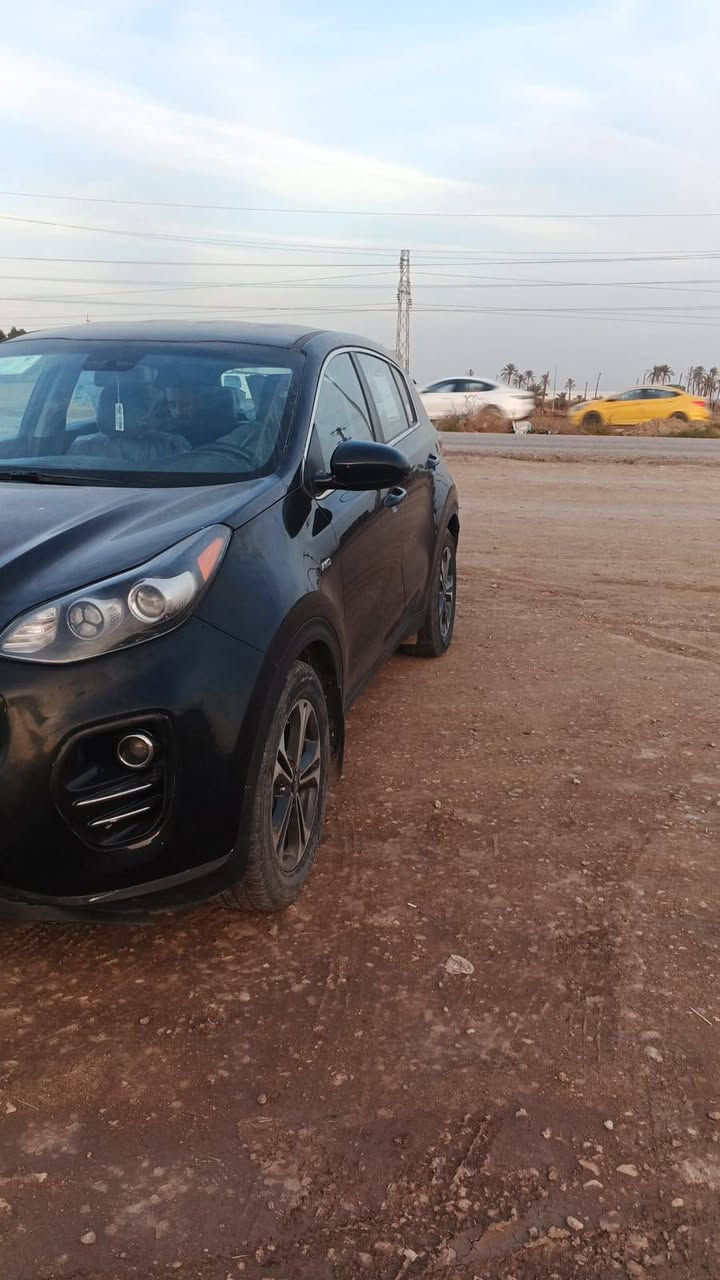 سبورتج 17 أمريكي
محرك 4 جي دي آي، ما مفتوح، مبدل صار 10 أيام.
حادثها جاملغ وبنيد، والسونار مرفق بالمنشور.
أريد مراوس بسنتافي أو توسان.

للتواصل:
***********
