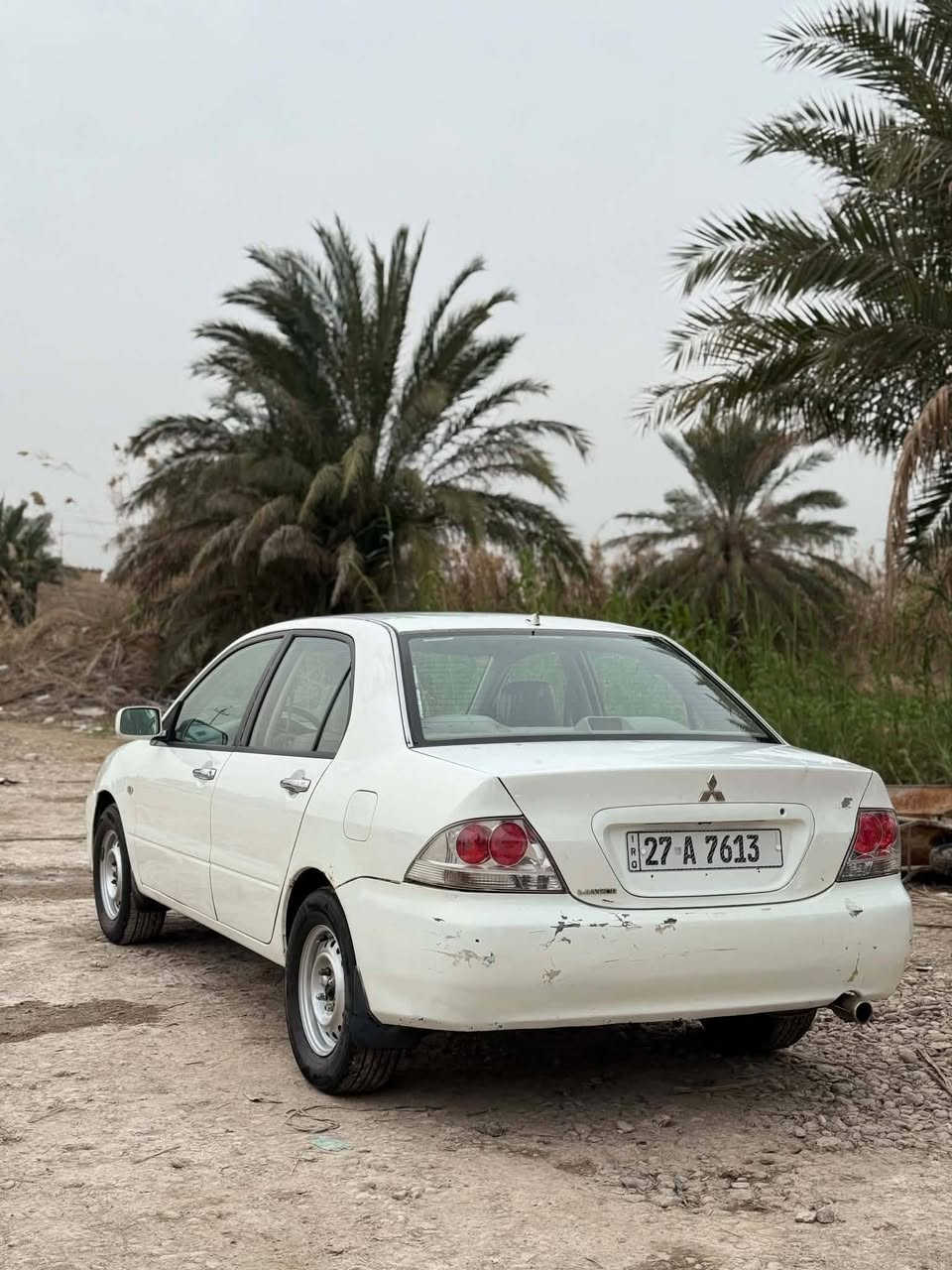 سلام عليكم 
لانسر 2007
مكينة 2000
تبريد ثلاجة
مصبوغه عام للجمالية 
كهربايات جديده كلها شغاله 
رقم ذي قار دولي تحويل مباشر
مكاني بغداد 

***********
السعر ٦٣ وبيها مجال للطيبين

