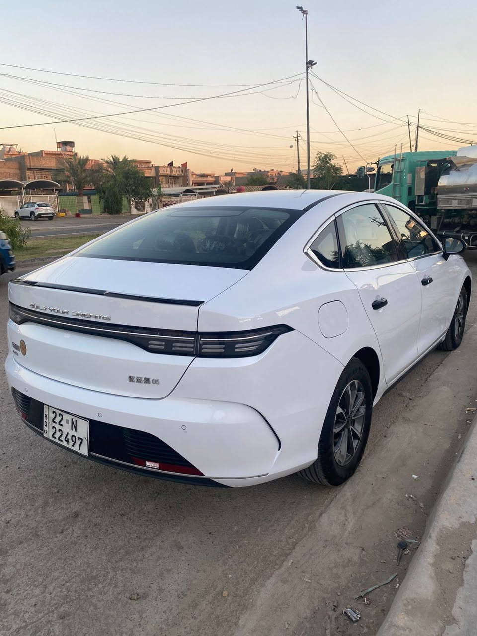 السلام عليكم بي واي دي دستروير
BYD :DESTROYAR
2025
ماشية 10الف

مواصفاتهة معروفة 
🔹لايت لد زنون +كشافات
🔹دخول ذكي + كارت + بصمة 
🔹اشاير مري 
🔹ماطور لايت (يصعد وينزل )
🔹اوتو هولد 
🔹مود درايف 
🔹سايد بريك ذكي كهربائي 
🔹شاشة قلاب كبيرة معربة 
🔹عدادات شاشة رقمية 
🔹تبريد قطعتين ❄️ 
🔹كراسي جلد رياضية ابيض 
🔹كير ماوس 
🔹زر HEV+زر EV
🔹منافذ طاقة امامية +خلفية  شحن سريع
سياره رقم اربيل تحويل مباشر مكاني بغداد 
سياره مدوشمه عام أرظيه وصندوك وكشنان السعر 128ورقه


**إذا كنت صاحب هذا الإعلان وتريد حذفه لأي سبب، رجاءا أرسل رسالة إلى الدعم الفني**