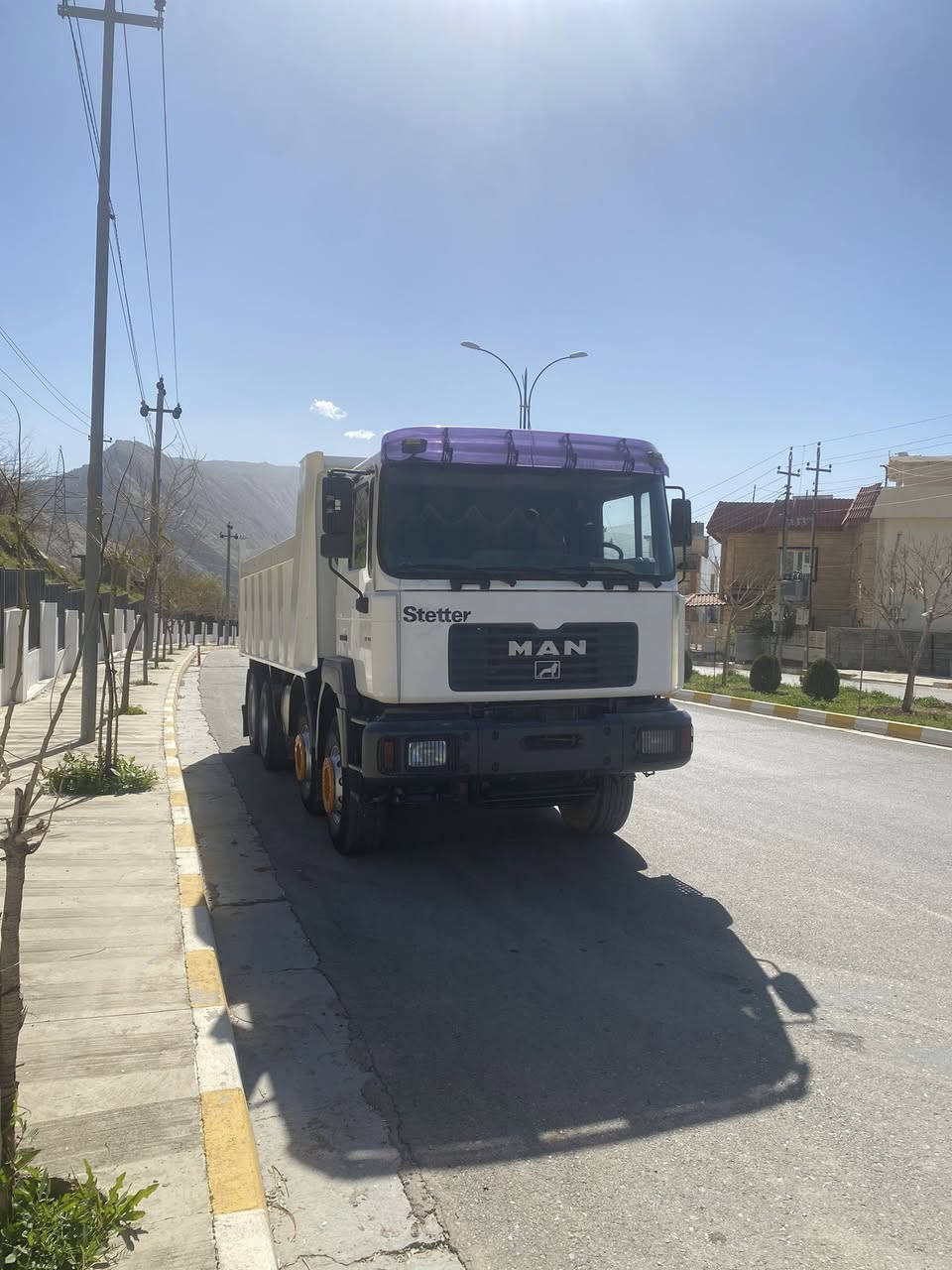 مان ٢٠٠١ عكرب بلادي حجم ٤١٠ مكفول كفالة عامة ***********
