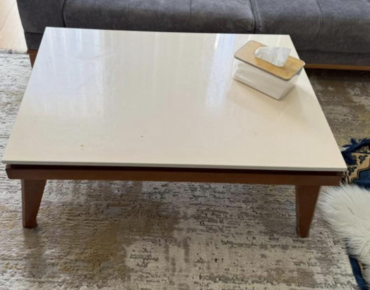 السلام عليكم صالة كاملة .للتفاصيل و السعر يرجى التواصل على  رقم ***********
