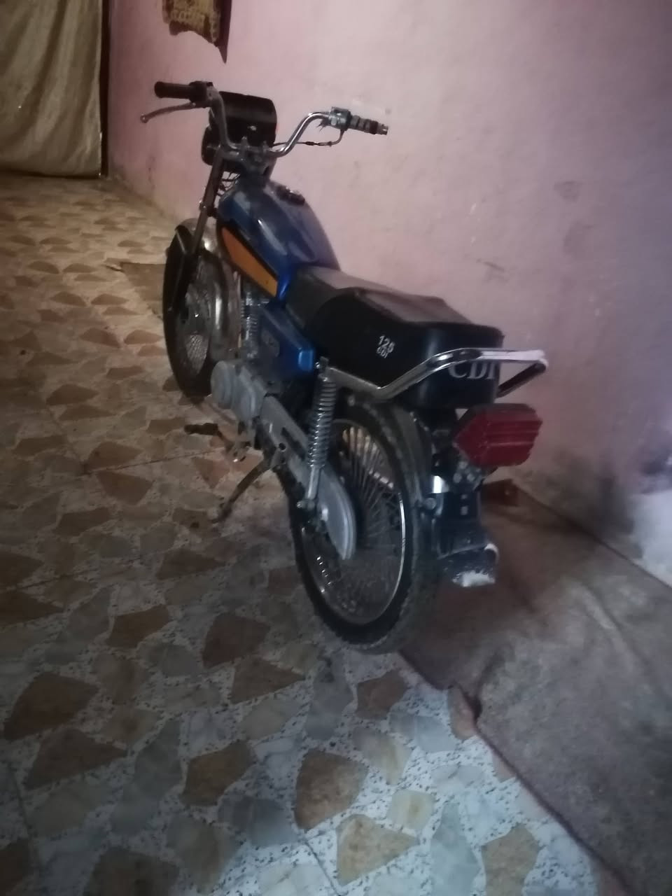 كلك لبيع سعر 200 وخمسين وبيه مجال مكاني نجف ابو صخير***********
