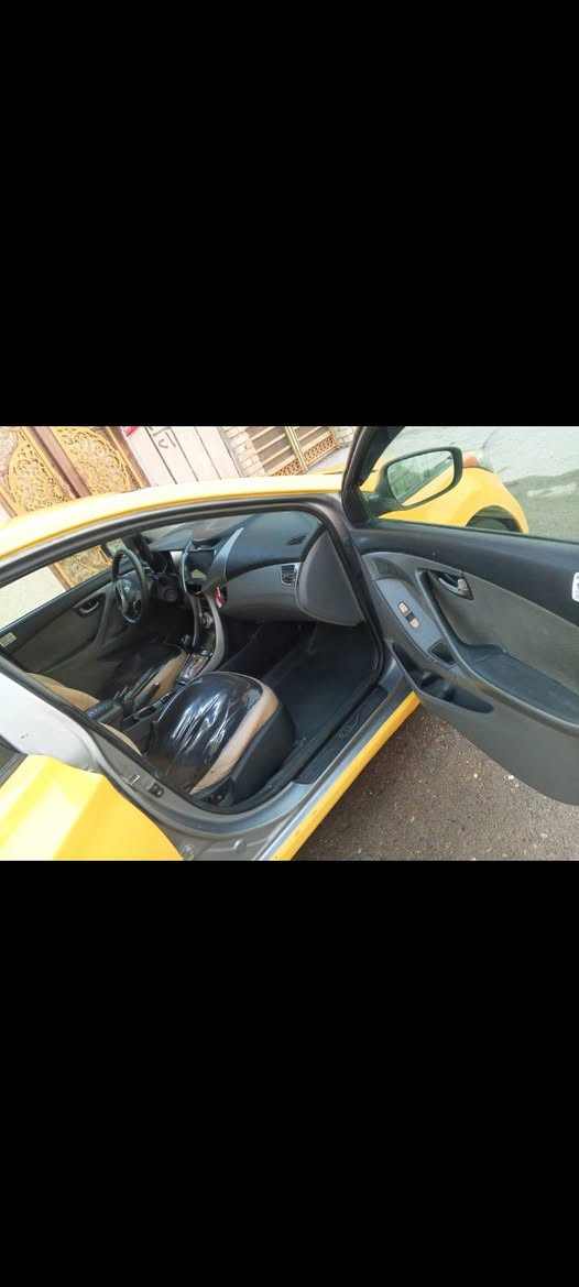 السعر 86 قفل 
النترا موديل 11 حادثه جاملغ وبنيد بدون دواخل

مكينة وكير وتبريد كفالة

صدر جديد 

دوشمة جديدة

تخم تاير جديد

شاشة كامرة خلفية 

تحكم ستيرن جهتين

سيارة باسمي مصفر هية وغرامات

مكاني بغداد مدينة الصدر

***********

السعر 86
