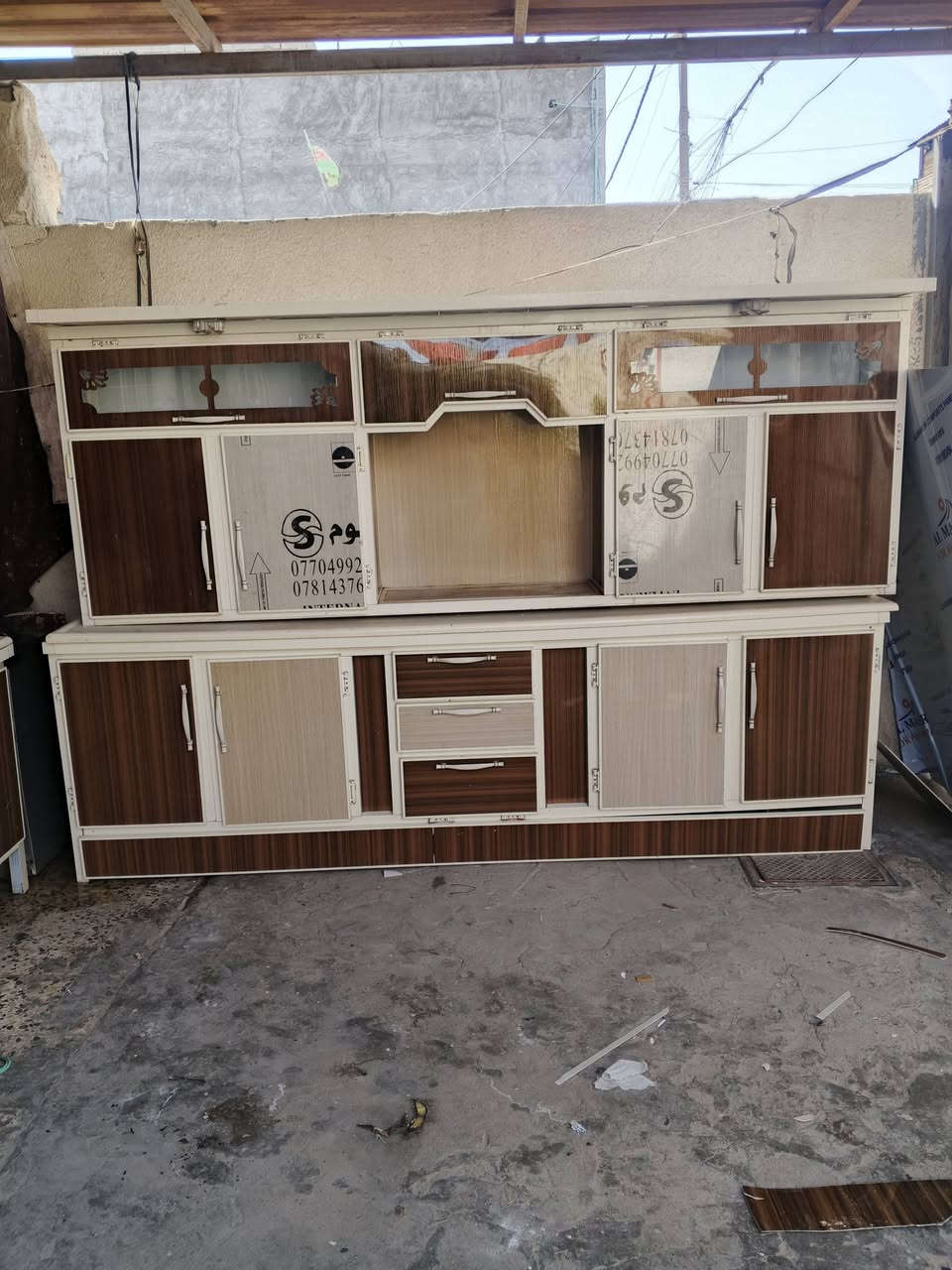 سلام عليكم كاونتر 3مترات مرمر وسنك مرمر مترا ونص  كاونترر كلش جديد الشراي يراسلني خاص وتدلل هاذ رقمي للتواصل ***********
