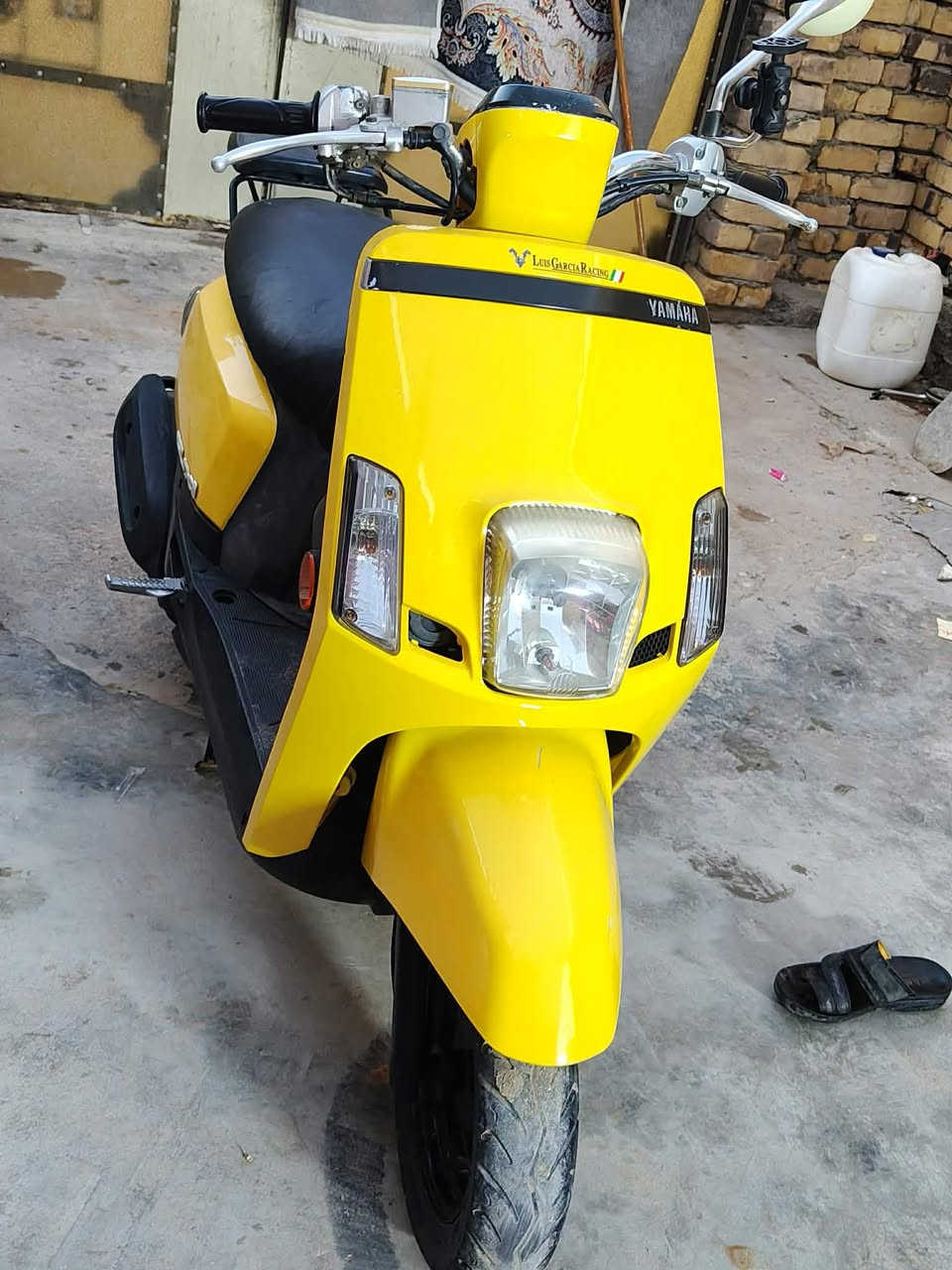 السلام عليكم
. 
. 
. 
. 
بوليس مصطره للبيع موديل 2013 دراجة نضافة فولل كدام عينك كفرات تايوان اصلي ذني ( ولبلاد موجودات بيض مختمات ) دراجة عل حطته بلاد ماملعوب بيه برغي ماناقصه تشغل وتمشي السعر 875 وبيه مجال 
خاص مفتوح


**إذا كنت صاحب هذا الإعلان وتريد حذفه لأي سبب، رجاءا أرسل رسالة إلى الدعم الفني**