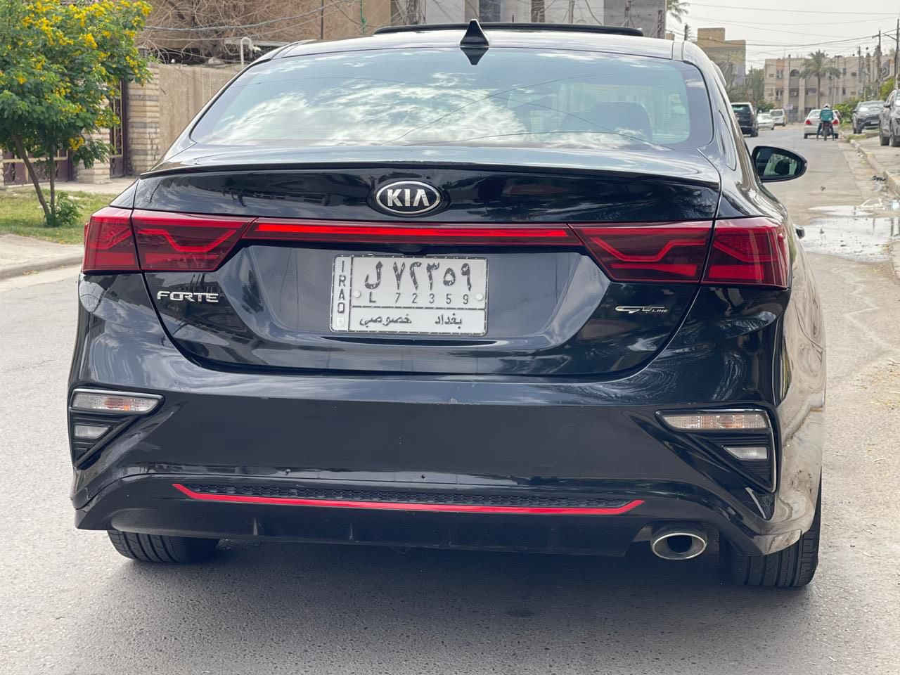 مكلف بالنشر رجاءاً اتصل على صاحبها 🛑
السلام عليكم 
كيا فورتي 2020 جي تي لاين وارد امريكي رقم بغداد بدلته دولي فول مواصفات للأخير محرك 2000 دوش السيارة جاهزة و جديدة ماشية 59 الف محرك كير صدر كله جديد حادثها سطحي بين البابين موضح بالصور مصلحات نفسهن و مصبوغات بدون تبديل 
السعر : 140 ورقة و بيها مجال بسيط
للأستفسار : ***********
