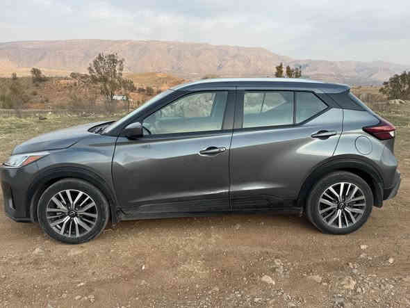 نيسان كيكس
موديل 2023
مواصفات SV
ماشيه 27 الف
سعر 148 وبي مجال
بصمه
رادار خلفي 
رادار امامي 
رادار جانبي 
كاميرا 
ويل  كروم
شاشه كبير
لايت زينو 
تحكم سترن
تحديد السرعة 
وبعد هواي مواصفات 
صور حادث موجوده 
رقمي ***********
عنواني شقلاوه شقلاوة
