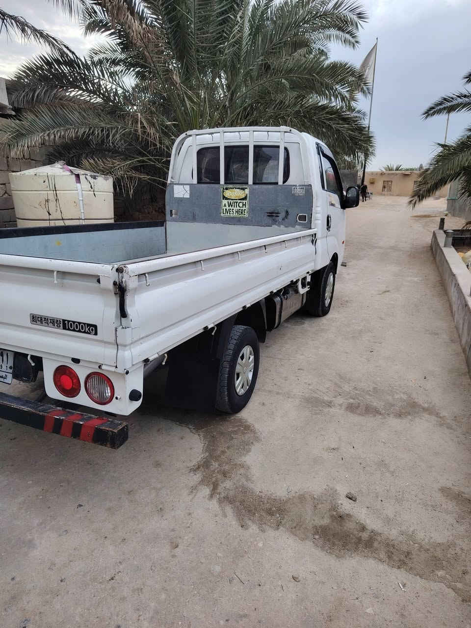 سلام وعليكم كيه بنكو موديل 13بيه ظربه خفيفه جواء البنيد ولباقي مكفول مكيه سبلاين سنه جديده كفاله مينه كير حداديه تخم تأير نظافه 90بلميه كسن شاصي رقم شاصي كله مكفول سعر 93وبيه مجال شي بصيد حك جيه ولموشراي لا يكسر بالحلال العنوان بصره ابو الخصيب *********** متواجد علواتساب فقط
