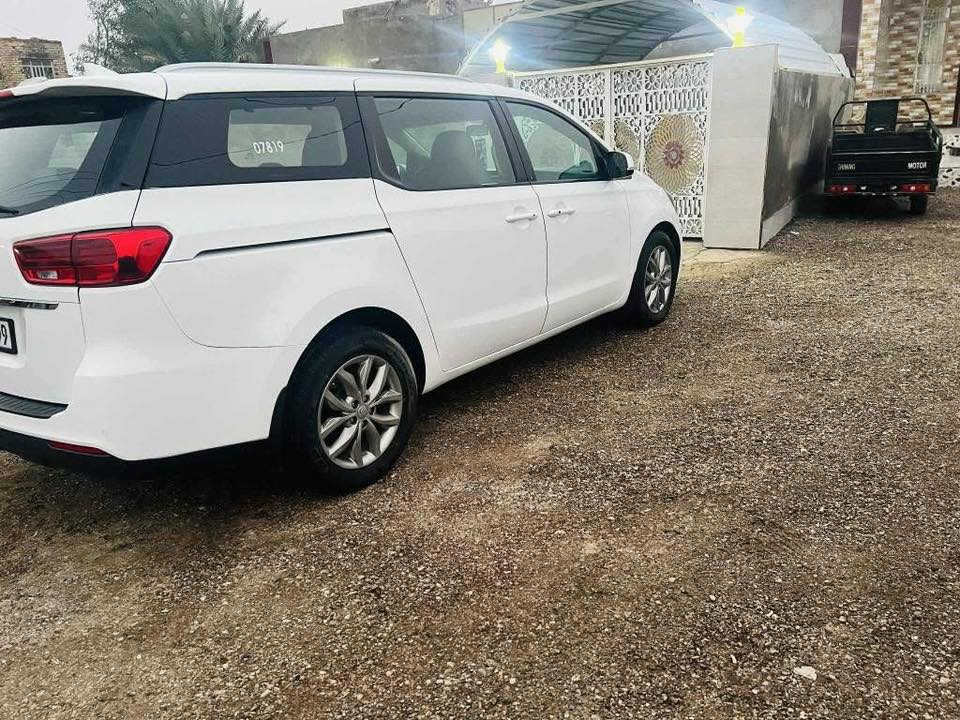 السلام عليكم سيدونا 2019 رقم بغداد اجره حادثه مرفق بلمنشور  المواصفات 4 بصمات حساسات اماميه وخلفيه رادار جانبي كامره  سنويه ال 30 خط وبحث جدد خطه كربلاء جاهزه على اخير حبايه المكان المثنى  السعر 230وبيه مجال رقم الهاتف ***********
