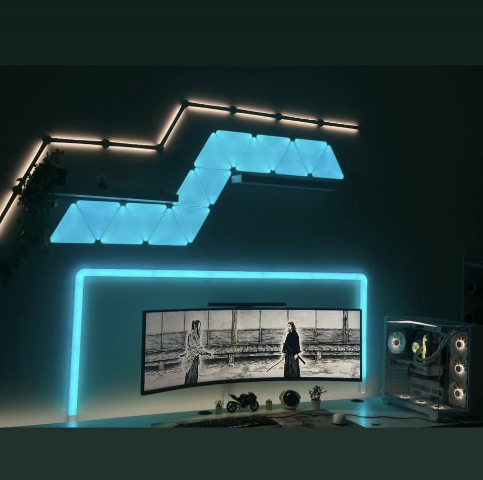G9 qled 240hz
شاشة نظيفة جداً استعمال قليل شاشة مقطوعة من السوك  ونادره لحد يكسر بل سعر رجاء بلا لواكه الي ميعرف ليسوي نفسه خبير   والشراي على راسي ***********8
