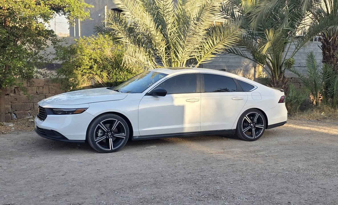 هوندا اكورد 2024 هايبرد سبورت
سياره كلش نظيفه بدون نقص ماشيه 18 الف 

دخول جديد تترقم بغداد رقمه مجاني

بيه صبغ فقط البنيد  وبيه بارد ب جاملغ 

صور الحادث مرفقه مع المنشور 

السعر 187 ورقه فقط 

مكان السياره الفلوجه 

للستفسار اكثر الاتصال على الرقم ***********
