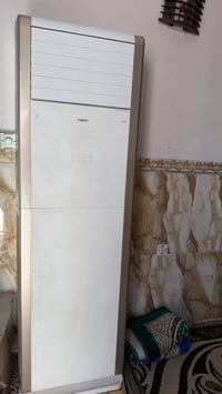 عندي سبلت 3 طن بس بيليك السعر 450 عنوان كراده 07726710458