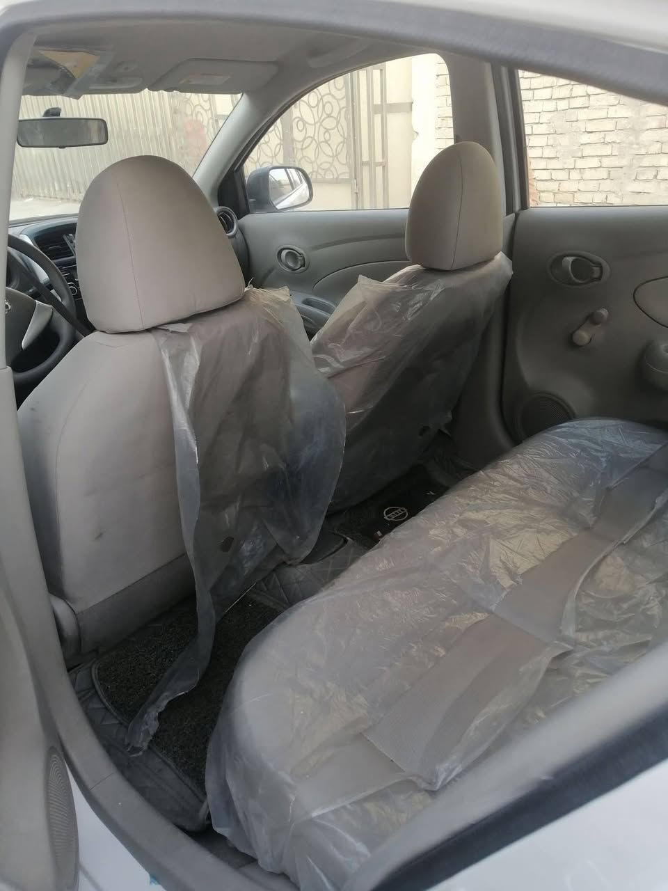 نيسان سني موديل 21
بيه بس دعميه صبخ اثر شخوط الجماليه 
وبارد قليل يم بك لايت مكدار جف 
والباقي مكفول 
السعر 108قفل قفل اذا شفت السعر يوالمك اتصل 
ما عجبك الله يرزقك بحسن منه 
***********
