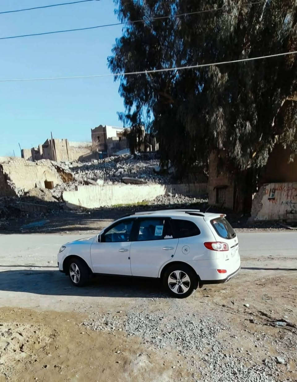 السلام عليكم للبيع 

هيونداي سنتافي 2012 
محرك 3.5
ماشيه 190 الف
سعر السياره 185 ورقه 
كشن كهرباء فتحة سقف 
بصمة تشغيل فول مواصفات 
مكفولة كفاله عامه من الصبغ او تبديل محرك معمره رايمن جديده
مكان السياره موصل جانب الايسر 
***********
***********
‏
