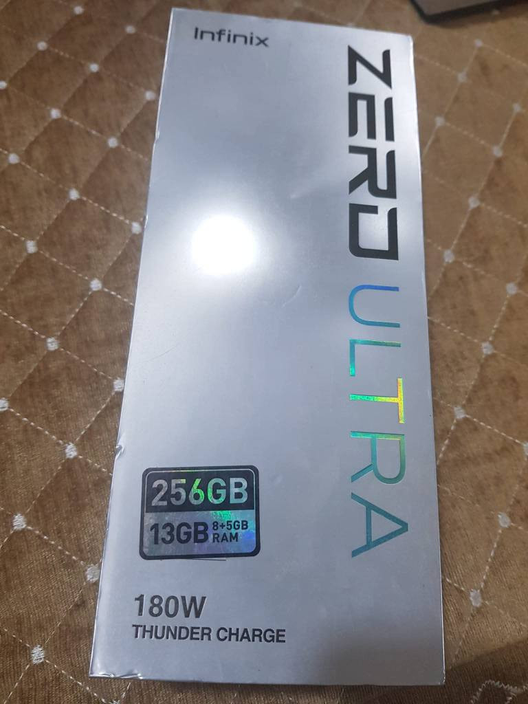 جهاز انفنكس زيرو الترا غني عن التعريف بالمواصفات
 اسخدام قليل 
12 دقيقه يفول شحن كامرته 200 ميجا بكسل
 شحن سريع 180واط
ذاكرة 256 رام 12 دبل خطين غراضه بعدهن ما مستخدمات ***********
للبيع او مراوس سعرة 375  الف كربلاء, العراق
