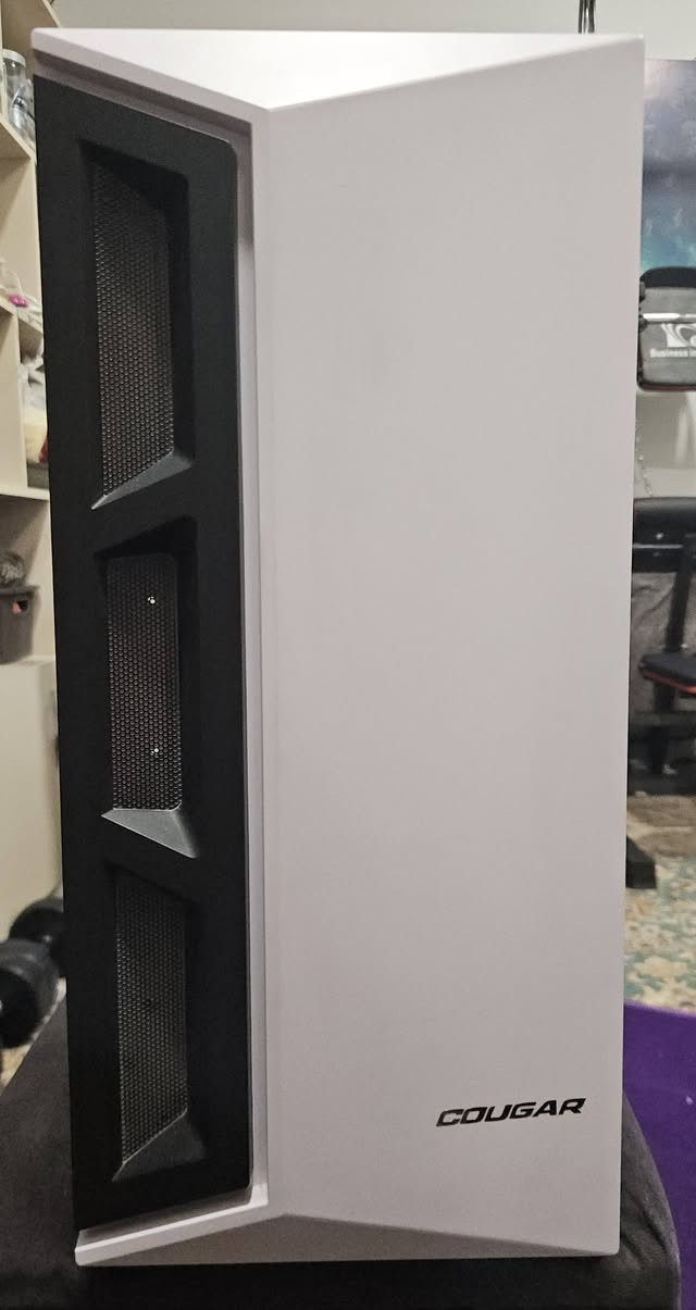 CPU: AMD Ryzen 7 5700X

GPU: AMD Radeon RX 6900XT Gygabyte Gaming OC 

MOTHERBOARD: Asus Prime X570-P 

CPU COOLER: Thermaltake 360mm Water Cooler + 3x Arctic 120mm Fans

RAM: Corsair Vengeance LPX 3600Mhz CL18 16GB (2x8GB) 

PSU: Segotep GM850w 80+ Gold White 

STORAGE: Mass 512GB 2.5 SATA SSD + 1TB WD Blue 3.5 7200 HDD

CASE: Cougar DarkBlader X5 White

CASE FAN: 2x Arctic 120mm black fan + 3x 120mm Stock Case Fan

سعر ١,٤٠٠,٠٠٠، مكان اربيل
***********
***********

