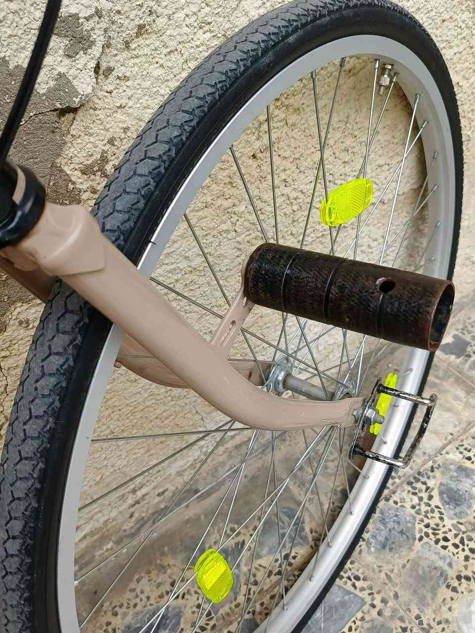 السلام عليكم باسكل للبيع موديل 21 شهر 4 
باسكل كفالة عامة شخط ما بي نضيف كلش 
السعر 145 وبي مجال للشراي 
مكاني نجف حي المهندسين


**إذا كنت صاحب هذا الإعلان وتريد حذفه لأي سبب، رجاءا أرسل رسالة إلى الدعم الفني**