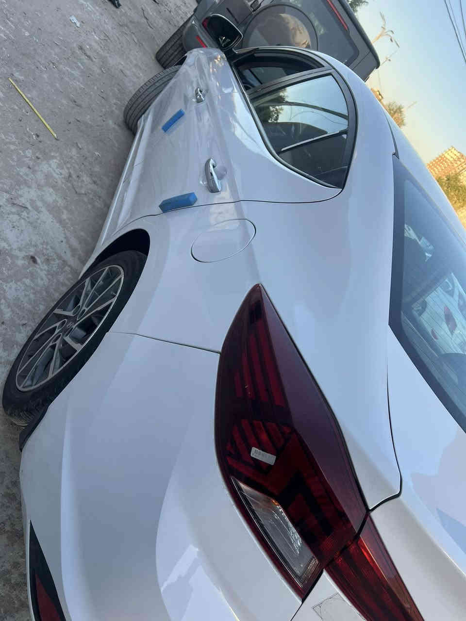 سلام عليكم 
النتره 2020
خليجي فول مواصفات 
رقم الجديد سنويه جديده هزه جديده نافذه لسنه 2030
مكفوله من الصبغ السياره 
يوجد بارد قليل جداً
السعر 173
العنوان بغداد غزاليه
***********
