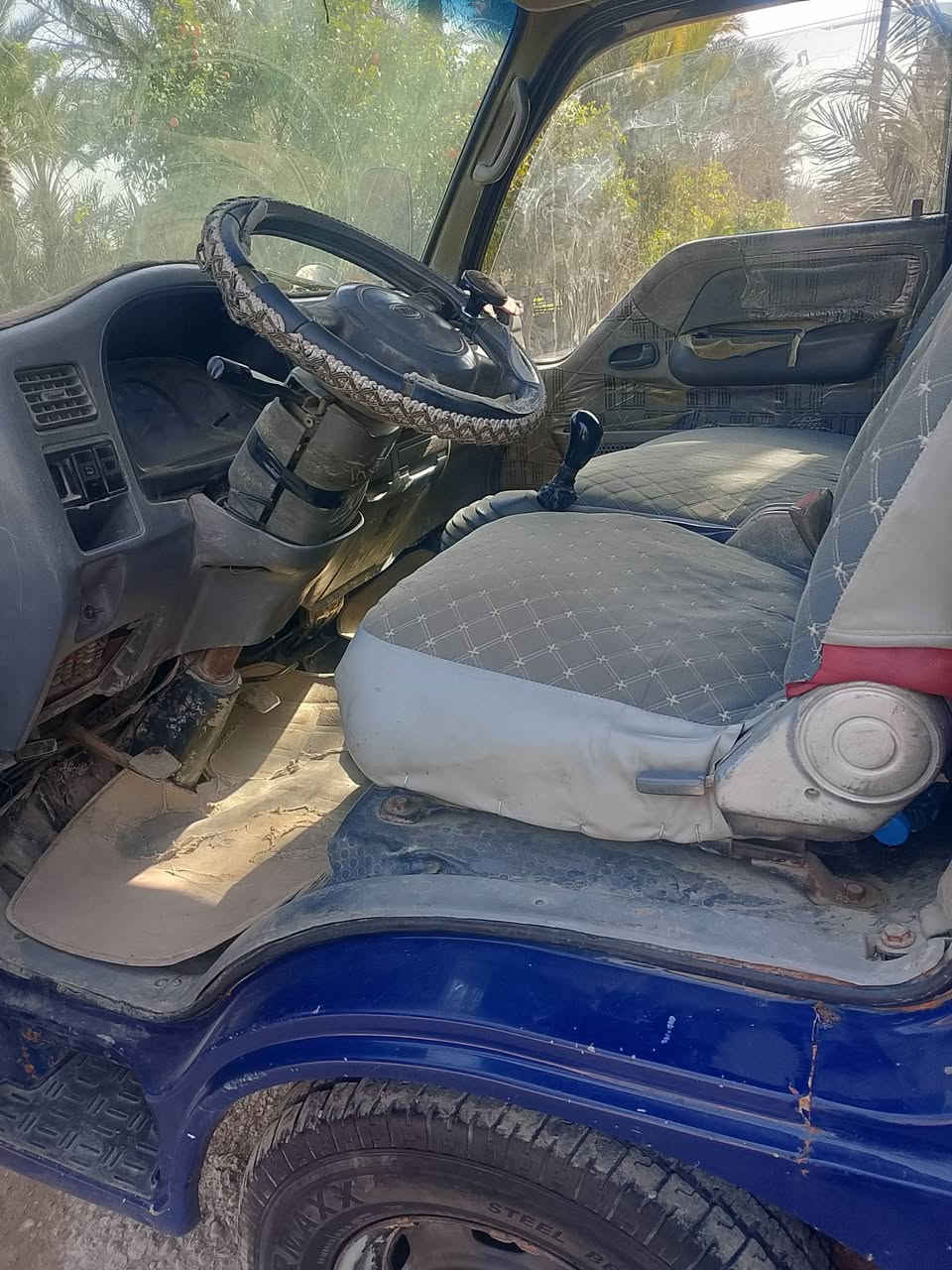 السلام عليكم لبيع كيا ام عيون موديل 2001 رقم الانبار نكليزي محرك كير اكسن شواصي  مكفولات سياره خير من الله بلادي عنوان بغداد تاجي سعره ٦٧ ***********.
