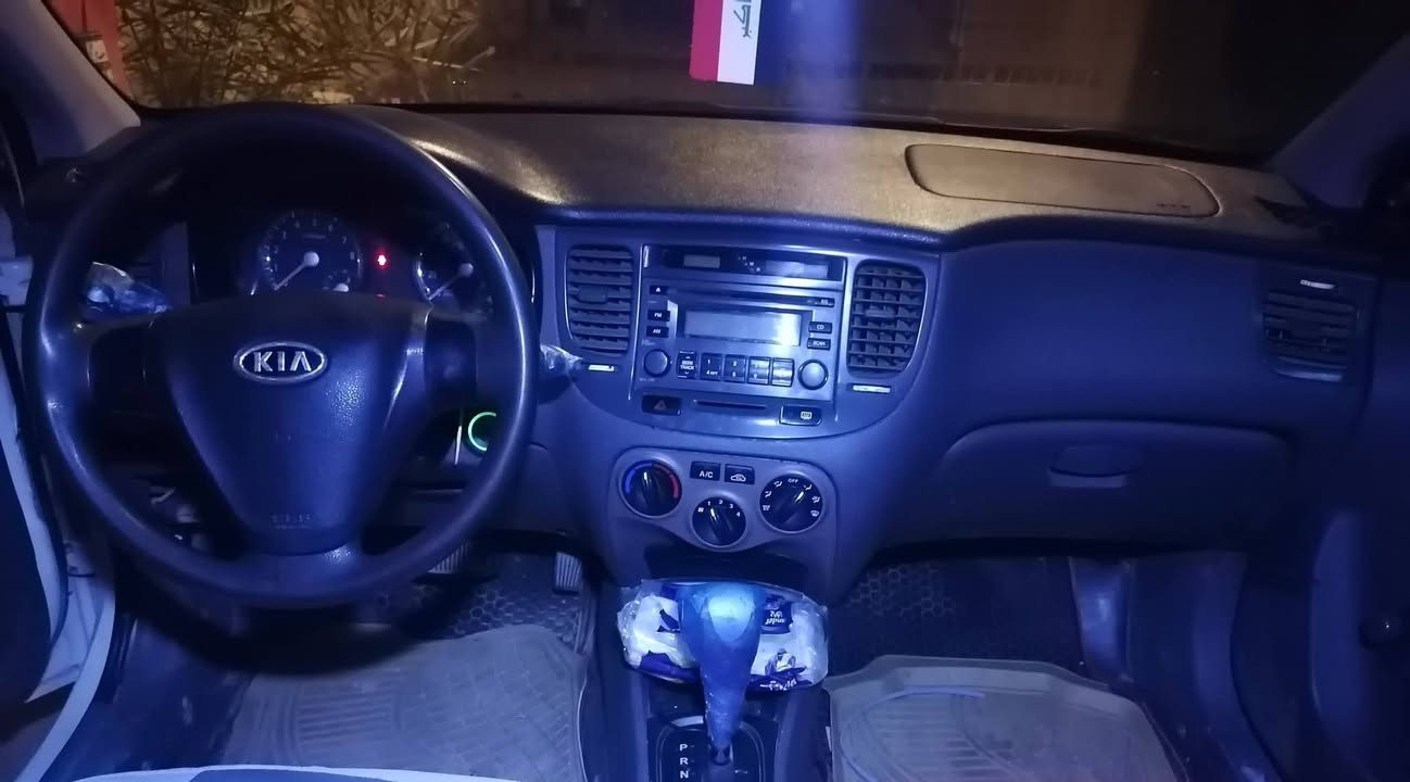 كيا ريو موديل ٢٠٠٨ أمريكي
رقم ذي قار صدامي لون ابيض مصبوغه احزام المكينة ضعيفة وبية كَازكت 
ماصدات امامي خلفي جديد 
السعر 50
للبيع او المراوس حسب القناعة 
للاستفسار أكثر ***********
متوفر واتساب
