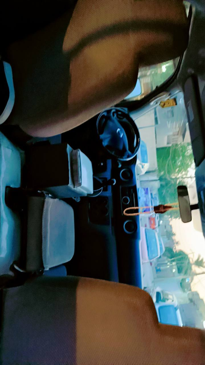 سلام عليكم كيا نيسان عالي يورڤان للبيع موديل 2016 محرك كير اكسل كفالة تبريد ثلچ محور دوشمة مصفرة ضريبة وهيئة وغرامات مرورية   سيارة عل وضع الشركة ميكانيك مابي أي نقص رقم بغداد الإنكليزي الجديد بأسمي 
أخوان سيارة متجاية شي كلش بسيط بدون ضرر كما موضح بالصورة وطخة بالصندوق بغداد, العراق


**إذا كنت صاحب هذا الإعلان وتريد حذفه لأي سبب، رجاءا أرسل رسالة إلى الدعم الفني**