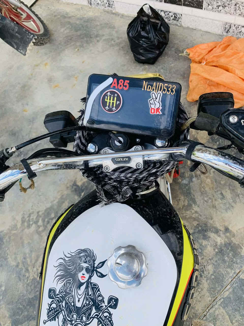 موطور للبيع 2024السعر 680وبي مجال
المكان الزاب.


**إذا كنت صاحب هذا الإعلان وتريد حذفه لأي سبب، رجاءا أرسل رسالة إلى الدعم الفني**