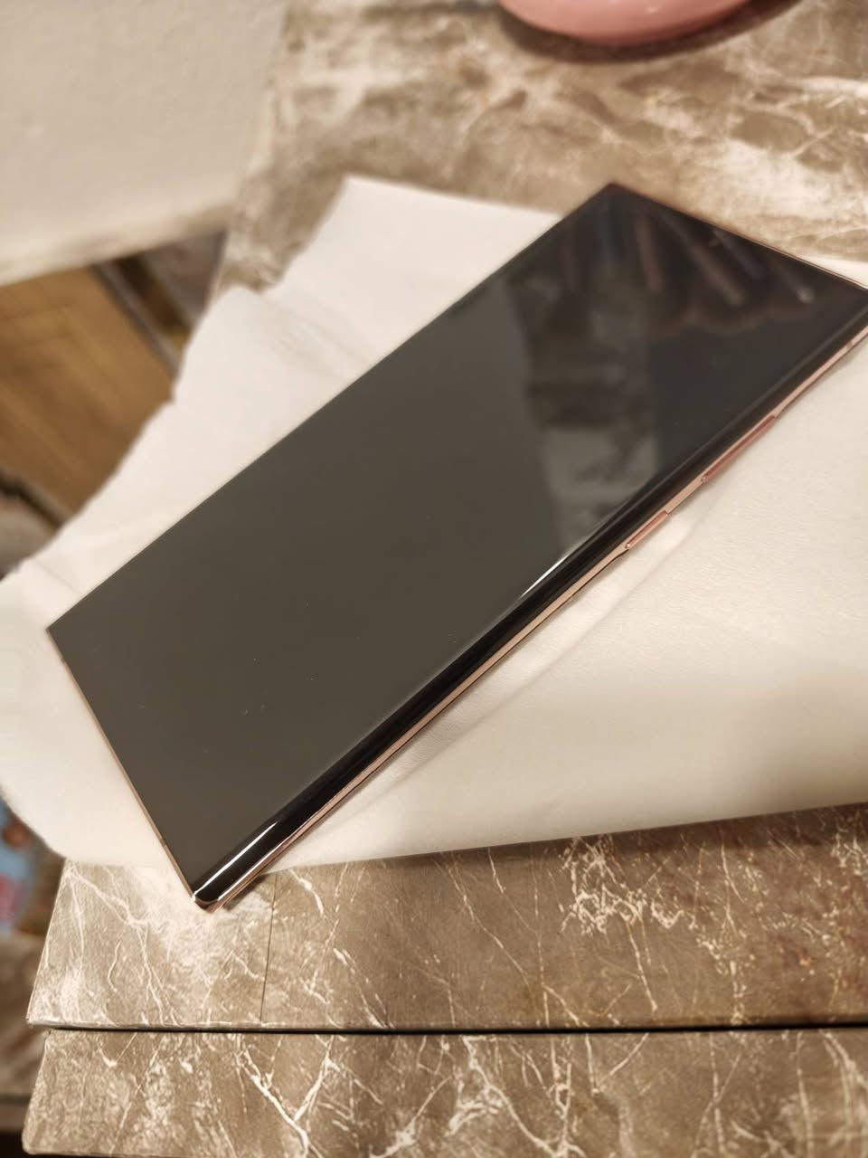 نوت 20 الترا  مبدل بي شاشه وفطور بالظهر  الجهاز مكفول من العطل السعر 200  مكاني نجف


**إذا كنت صاحب هذا الإعلان وتريد حذفه لأي سبب، رجاءا أرسل رسالة إلى الدعم الفني**