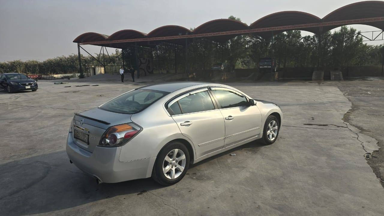 سلام عليكم
نيسان التيما موديل 2008 خليجي 
رقم سليمانيه انكليزي
فقط بيه 3قطع بس 
سيارة مناقصه برغي 
صدر امامي او خلفي جديد
طخم تاير جديد 
تبريد او تفدفئه 
عنوان ديالى شهربان المقدادية 
سعر 90 او بيه مجال 
رقم***********
