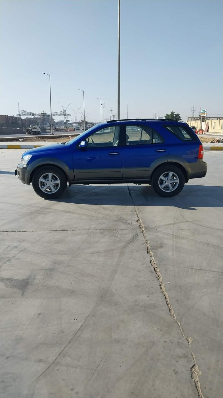 السلام عليكم

سورنتو موديل 2009 خليجي بيه صبغ جاملغ جهة السايق فقط موضح بالسونار وباقي بدن السيارة مكفول من ضربة وصبغ  كير ومحرك خير من رب العالمين غرفتها نظيفه جدا ارضيه جلد وبيه شاشة وكامره خلفيه السيارة ماشية (159/الف) حقيقي سيارة نظيفة بمعنى الكلمة وجاهزا  السعر (116ورقة) وللاستفسار اكثر الاتصال على الرقم ***********
