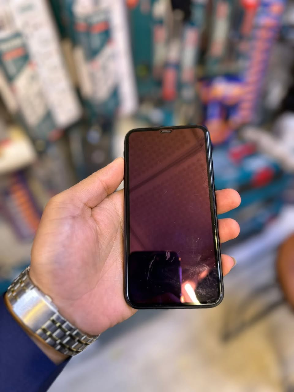 السلام عليكم
أيفون 11 عادي بلادي ذاكره 64 البطاريه 74 

السعر  200 ألف 

العنوان : بغداد _شعله _الخطيب الطابو 

رقم هاتف : ***********

بيع مستعجل
