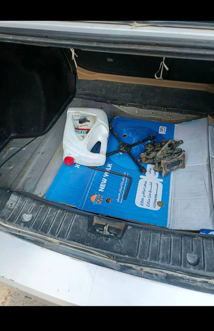 سلام عليكم للبيع سيارة اڤيو جنترا  موديل 2008 اوتماتيك وارد خليجي بيها طخة بسيطة بالباب ومعدلة عل البارد وبيها رشة بالهلال مال الجاملغ بدون معجون السيارة نضيفة جداً غرفتها جديدة فول سيارة كاملة من كلشي مري تحكم شفط تحكم ستيرن محرك 1600 تبريد ثلج كير ومحرك مكفولات حدادية قبل فترة نفضتها رقم انكليزي هذا الجديد باسمي سنوية لل2030 مشروع وطني ثاني يوم احولك غراضها مكومات وفلس ونص جيب وشد الي ياخذها فلس واحد مايصرف عليها  السعر 50 وبيها مجال


**إذا كنت صاحب هذا الإعلان وتريد حذفه لأي سبب، رجاءا أرسل رسالة إلى الدعم الفني**