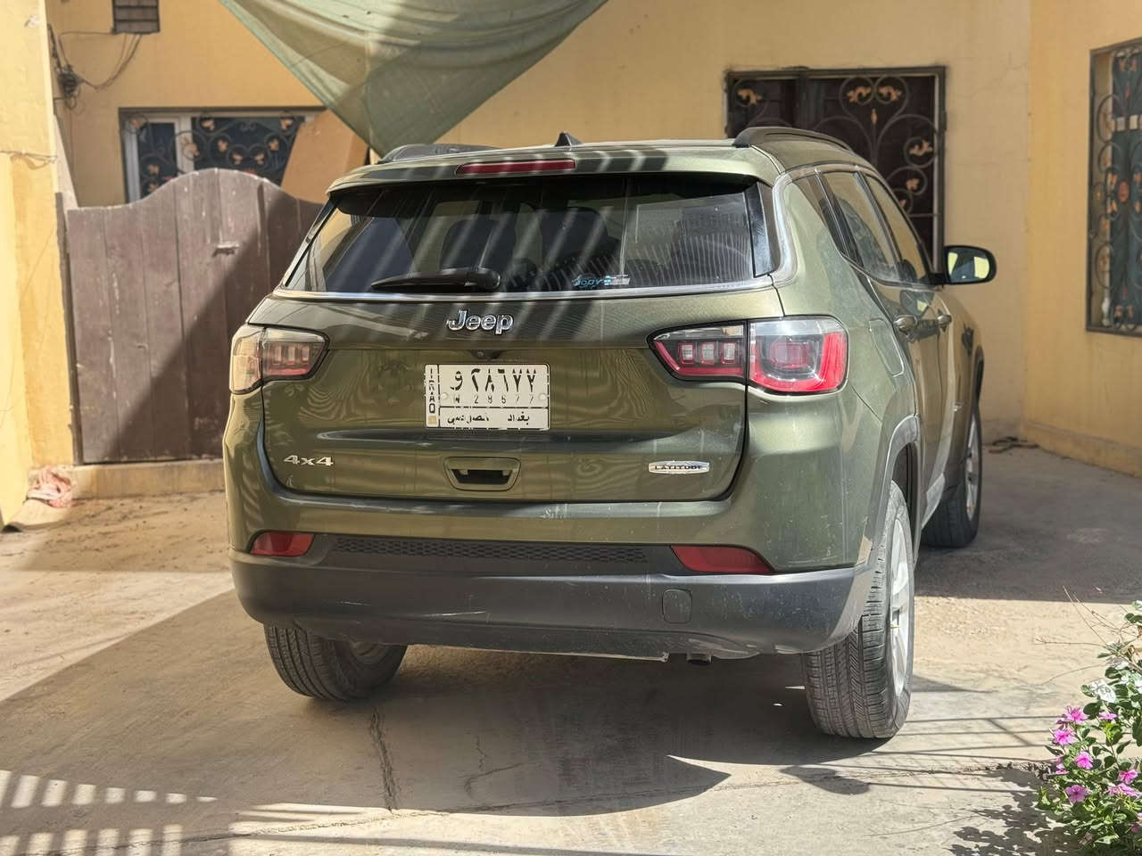 جيب كمباس موديل 2020 حادث بنيد جاملغ السعر 120$ بيه شويه مجال ***********
