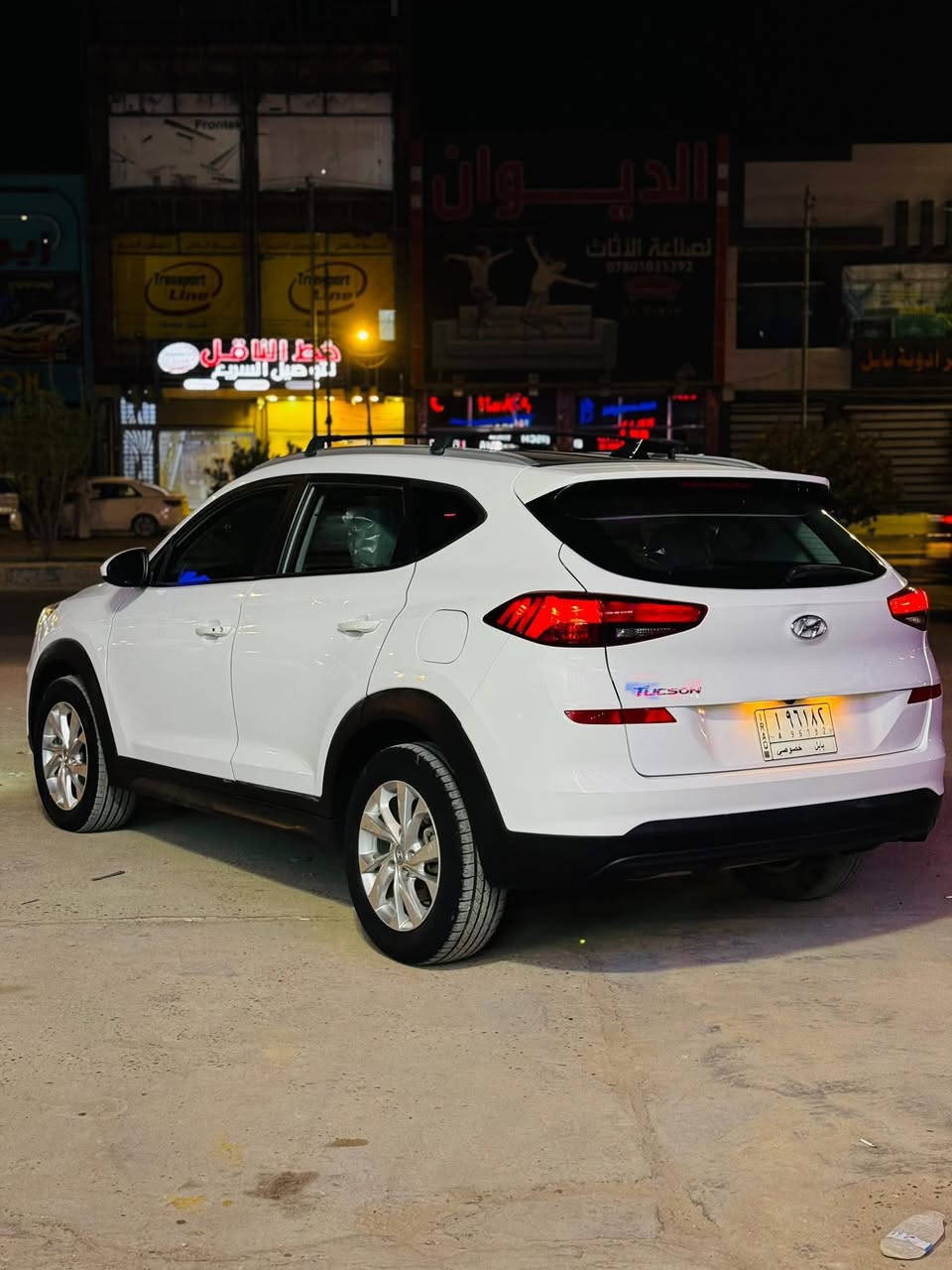 السلام عليكم
توسان 2020 وارد امريكي ماشيه 100 ميل 
فول مواصفات عدا البانوراما
رادار امامي 
رادار جانبي 
بصمة ابواب وبصمة تشغيل 
تحديد مسار 
كشنات تدفئة 
سايد بريك اوتو هولد تلقائي 
السيارة فول تحكمات كهرباء 
محرك وكير مكفولات السيارة بدون نقص جديدة جداً ماعايزه اي شي عليها ادامة منظومة تبريد  داخلها مثل متشوفون بالصور  
حادثها صفحه وبچم حادثها بامريكا فقط بنيد
صور حادثها بالعراق وبأمريكا موجودات 
السعر 147 وبيها مجال مكانها بابل قرب جسر الثورة 
للاستفسار *********** موجود اتصال وواتساب فقط غير متواجد عالفيس
