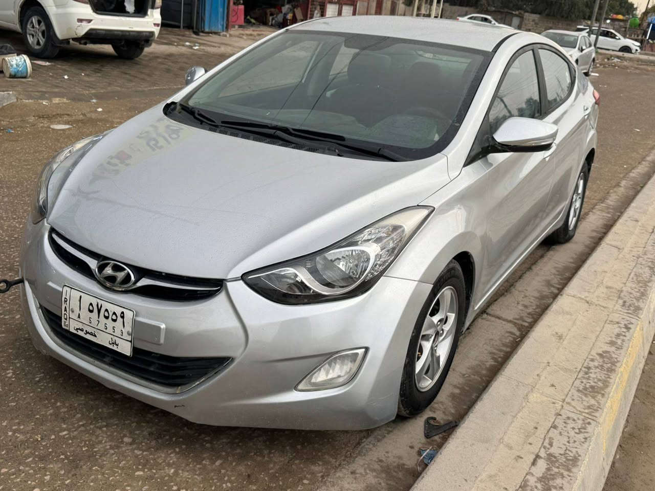 النترا افانتي 2012 خليجي صبغ عام بدون ضربه  مكينه 1600مكينه او كير مكفولات السعر (100)او بيه مجال ***********مكاني كربلاء
