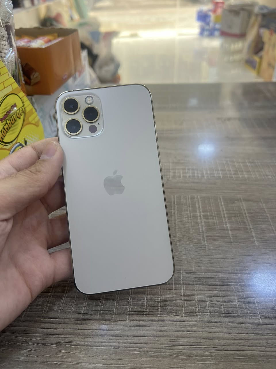 جهاز 12pro جهاز وتر مكفول منلطخه بطاريه 81 ذاكرة 128 السعر
425 وبي مجال مكاني بغداد - الدوره رقمي ***********
